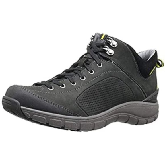 Clarks Women's Wave Hiker Ankle Boot - Picture 1 of 13